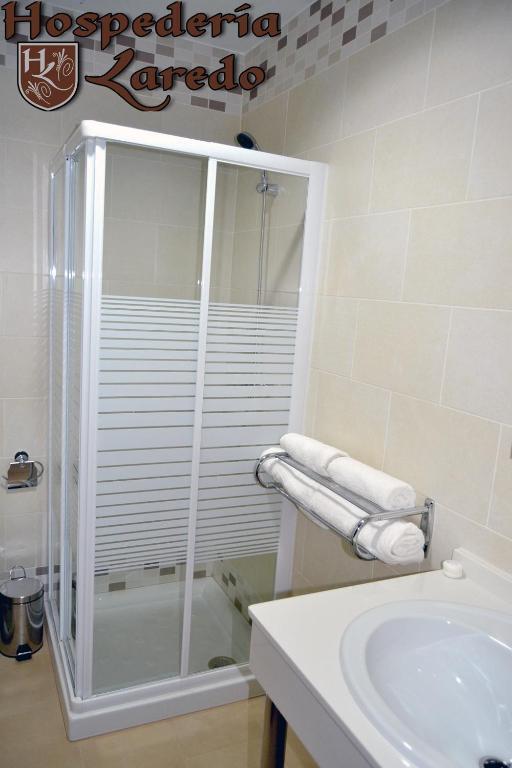 Hotel Hospederia Laredo La Carlota Habitación foto