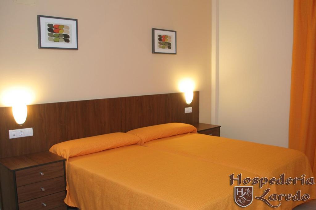 Hotel Hospederia Laredo La Carlota Habitación foto