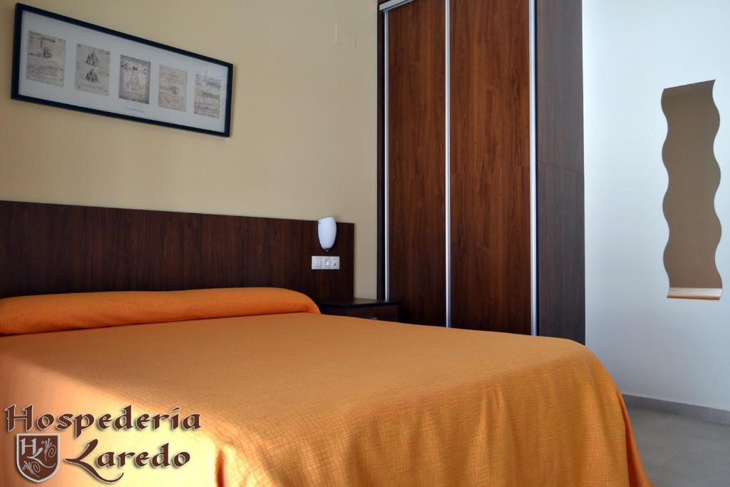 Hotel Hospederia Laredo La Carlota Habitación foto