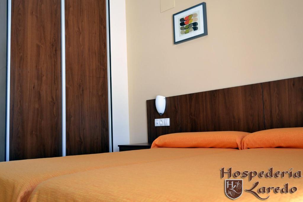 Hotel Hospederia Laredo La Carlota Habitación foto